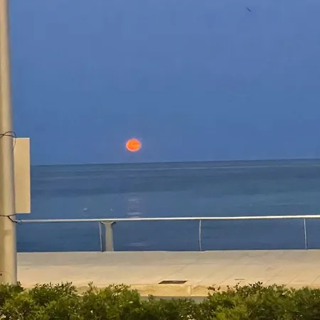 Incantevole A Fronte Appartement Menton
