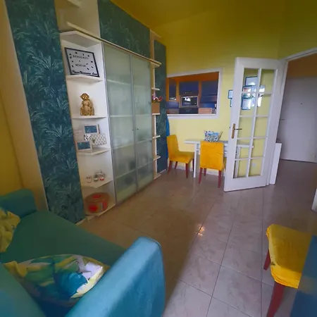 Appartement Incantevole A Fronte *